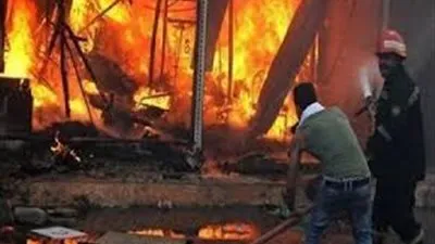 حريق هائل بسوق الجمعة ورجال حماية المدنية يحاولون السيطرة عليه