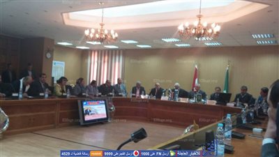 وزير النقل: القطار المكهرب قريبًا بالعاشر من رمضان (صور) 