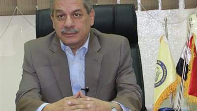 رئيس جامعة بني سويف يطالب دول العالم بدعم محاربي الإرهاب