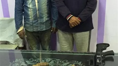 القبض على بلطجية يثيرا الذعر بين المواطنين باستخدام الأسلحة 