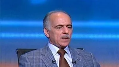 خبير استراتيجي: 