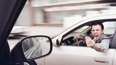 6 مواقف مستفزة للسائقين اثناء القيادة