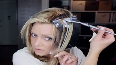 نصائح سحرية لصبغ الشعر في المنزل