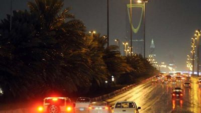 إنذار مبكّر: أمطار رعدية غزيرة وزخات من البرد على الرياض خلال ساعات