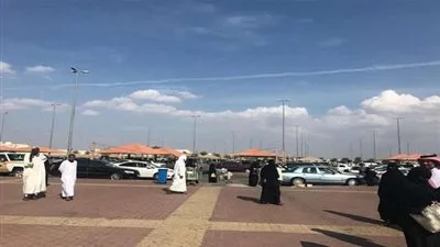 تخفيضات بأسواق شهيرة تقود 