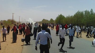 السودان يصادر نسخ أربع صحف وسط احتجاجات