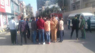 بالصور..جماهير البلدية تحتشد لحضور مباراة الحرية بالقسم الثاني.