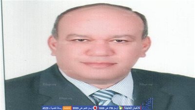 1000 جنيه مكافأة لعاملة عثرت على نقود وهواتف باهظة الثمن بمطار القاهرة 