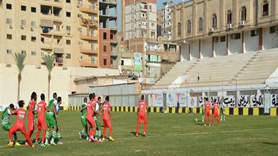 صور مباراة بلدية المحلة والحرية بكاميرا الفجر الرياضي
