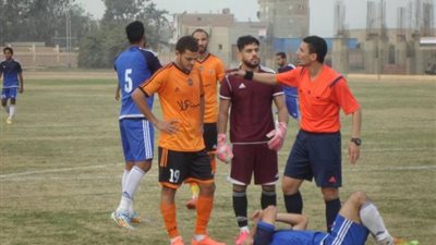 اشتباكات بين فريقي المنصورة ونبروه بستاد بني عبيد وإصابة 4 لاعبين