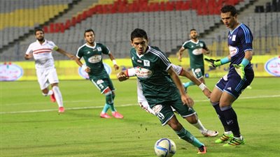 بالفيديو.. خطأ فادح من حارس المصري يكلف فريقه هدفا أمام الداخلية