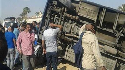 والد تلميذين أصيبا في حادث أتوبيس البحيرة يروى تفاصيله