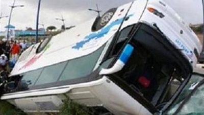 إصابة 14 من العاملين بمصانع الاستثمار في حادث انقلاب ميني باص جنوب بورسعيد