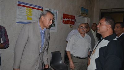 ترمومتر محافظ قنا: تطوير بالمنظومة الصحية وتدني بالطرق الزراعية واستعدادات مسبقة لتقلبات الطقس