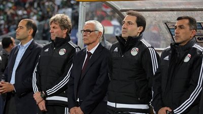 مدرب المنتخب : 