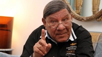 مفيدي فوزي: مشكلة رئيس الوزراء إنه مبيضحكش 