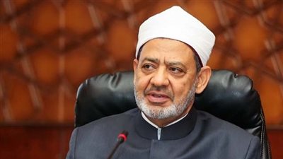 شيخ الأزهر ينعي والدة المستشار عدلي منصور 