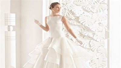 إطلالة أنيقة ومفعمة بالأنوثة من فساتين الزفاف 2017  (صور)