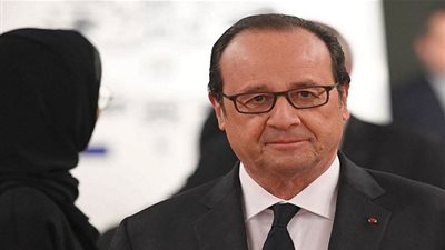 الرئيس الفرنسى يزور متحف اللوفر أبوظبى في الإمارات