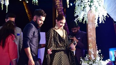 أنوشكا شارما وفيرات خولي في حفل زفاف يوفراج سينج (صور)