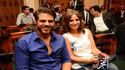 إيمان العاصي تخرج عن صمتها وتعلن موعد خطوبتها على طارق صبري