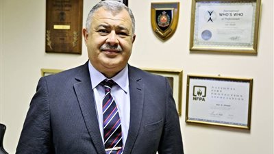  خبير اقتصادي يطالب بإنشاء هيئة لصناعة المعارض والمؤتمرات في مصر