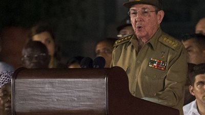 راؤول كاسترو يتعهد بالدفاع عن الوطن والاشتراكية