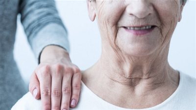 ما علاقة إنقطاع الطمث بالزهايمر؟