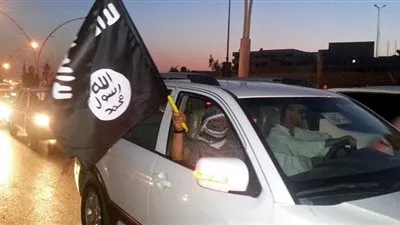 مثول 3 مواطنين أمام المحكمة في روسيا بتهمة التخطيط للانضمام إلى المسلحين بسوريا