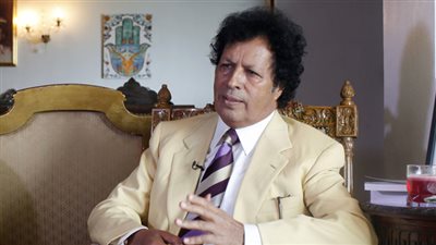 قذاف الدم: الأمم المتحدة والجامعة العربية دمرا ليبيا بقرارتهما.. والعشب يستحق الاعتذار