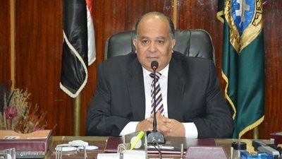 تنفيذيو الدقهلية يشنون حملة مكبرة لإعدام الأغذية الفاسدة.. وتحرير 6 محاضر في قرية بالمنصورة