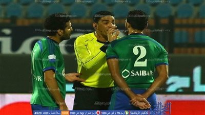 مدافع المقاصة يوضح حقيقة 