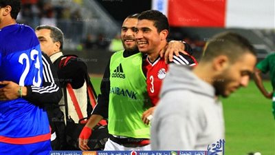 منتخب مصر يراقب مدافعي الأهلي والزمالك لخلافة رامي ربيعة