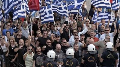 أعمال عنف في أثينا في ذكرى مقتل طالب بنيران الشرطة