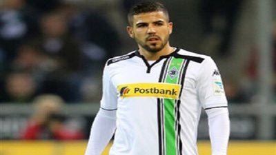 مدافع مونشنجلادباخ يضطر لإعلان اعتزاله في سن صغير