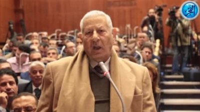 مكرم محمد لـ