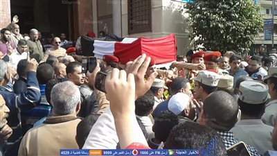 أهالي دمنهور يشيعون جثمان شهيد 