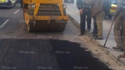 هبوط أرضي بطريق كورنيش الإسكندرية (صور)