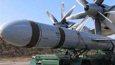 الخارجية الباكستانية تنفي بيعها سلاحا نوويا للسعودية