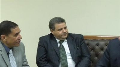 رئيس جامعة بنها يكرم الكليات الفائزة في دوري الألعاب الجماعية (صور)