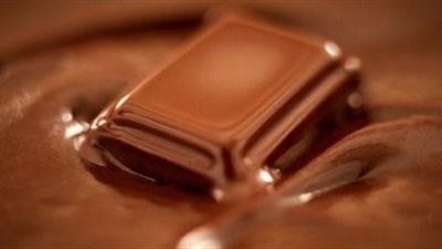 دراسة: تحذيرات خطيرة لمرضى السرطان من الشيكولاتة