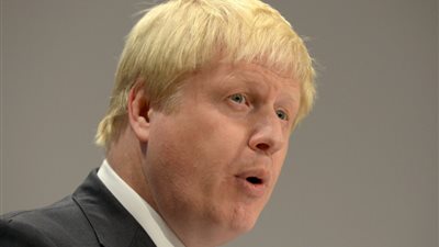 وزير خارجية بريطانيا يتحدى رئيسة الوزراء ويتخذ قرارا ضد لندن