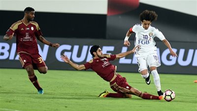 الدوري الإماراتي.. الوحدة يتعادل مع العين في الكلاسيكو 