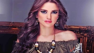 إطلالة أنيقة لـ درة  بمهرجان دبي السينمائي