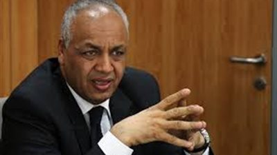 مصطفى بكري: السيسي لديه نية لاتخاذ إجراءات اجتماعية تحسن الأوضاع