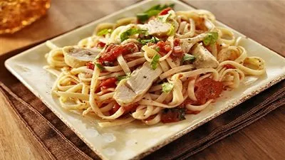 طريقة تحضير باستا بالهليون والدجاج