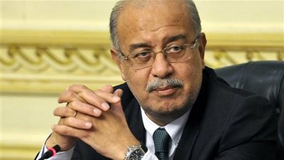 رئيس الوزراء يصل موقع انفجار 