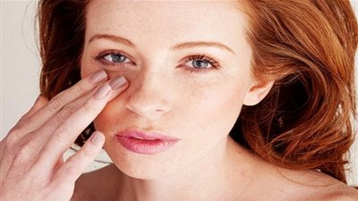 5 نصائح ذهبية لحماية عينيكِ من الغبار وأشعة الشمس