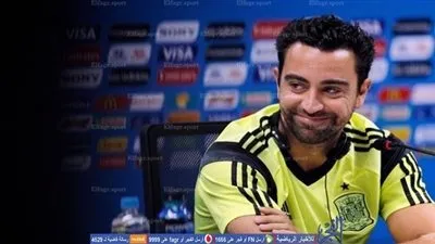 تشافي يفاجئ العاملين بمونديال قطر بتذاكر برشلونة 