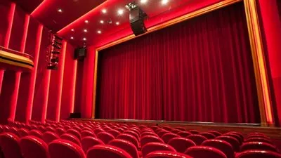 وول ستريت جورنال تنشر تقريرا عن مسرحية 